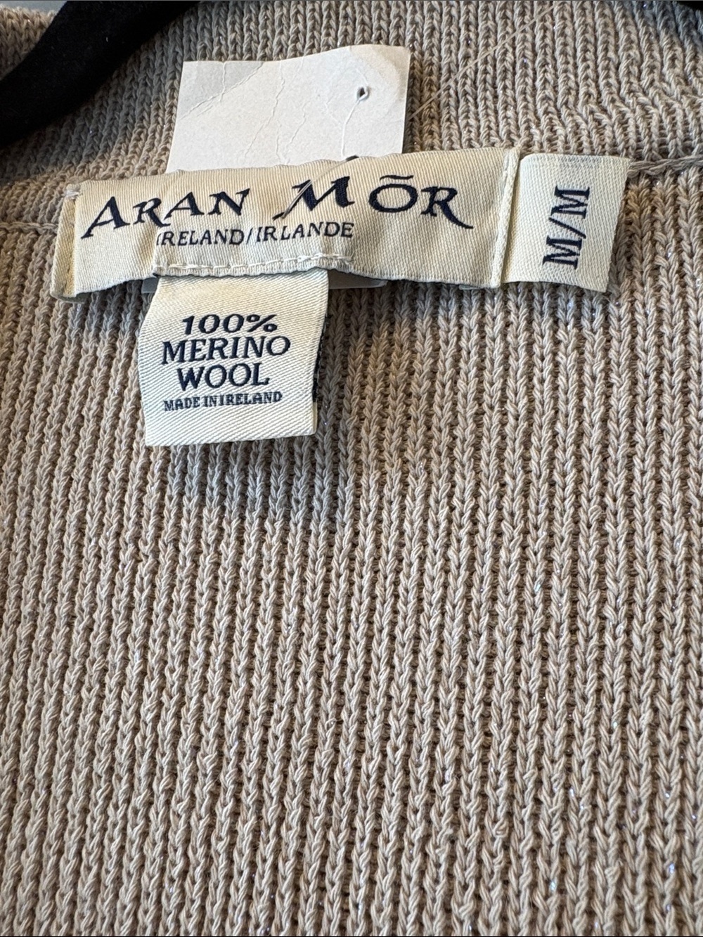 100% Merino Wool Aran Mor NWT Made in Ireland 🇮🇪 Cardigan size M. - Picture 6 of 10